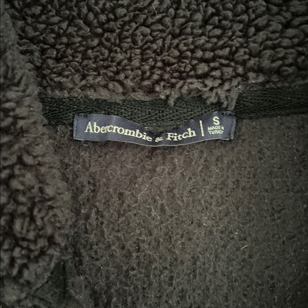 Abercrombie & Fitch 1/3 zip pullover - Picture 4 of 5